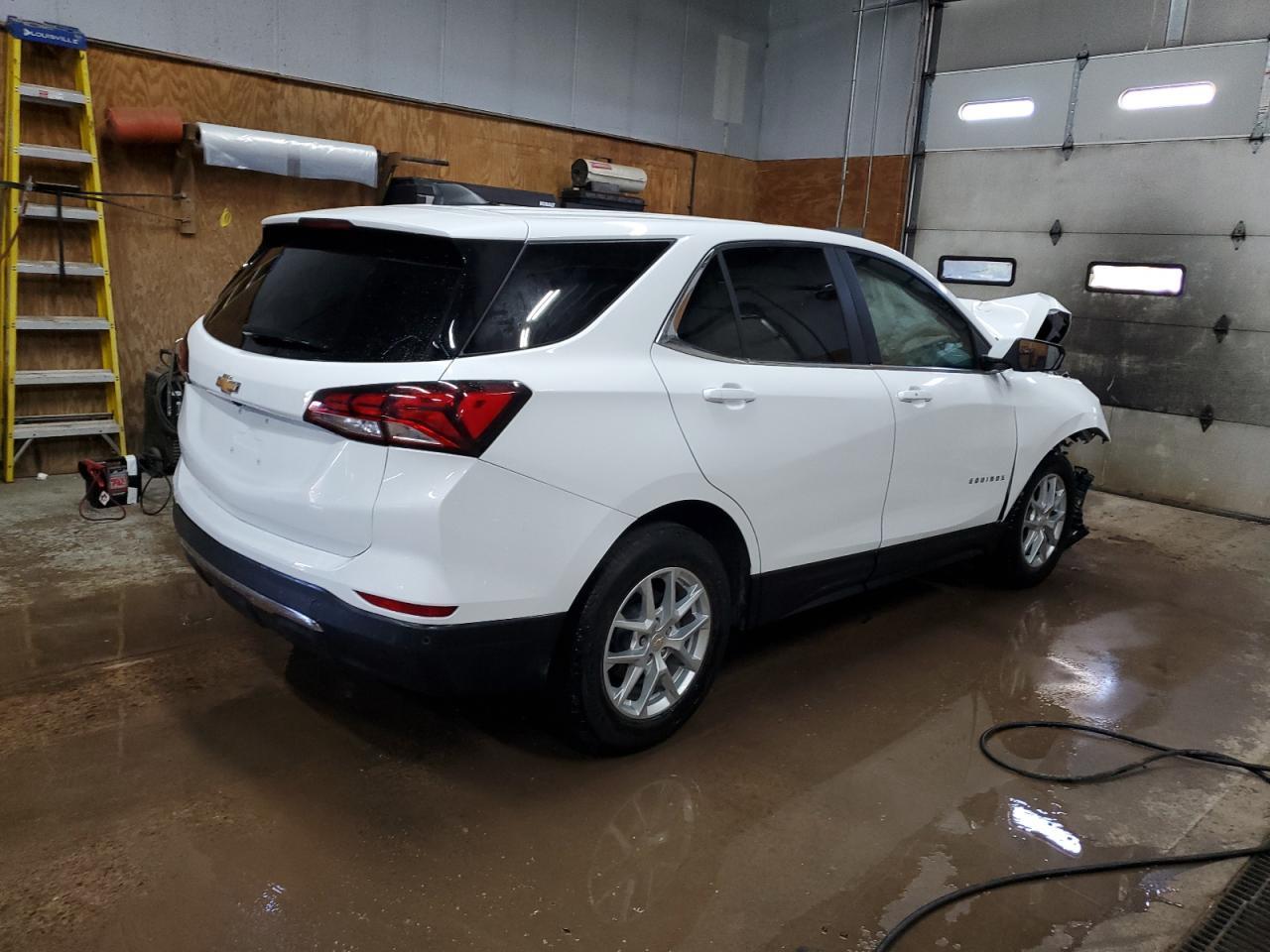 2024 Chevrolet Equinox Lt - Фото 3