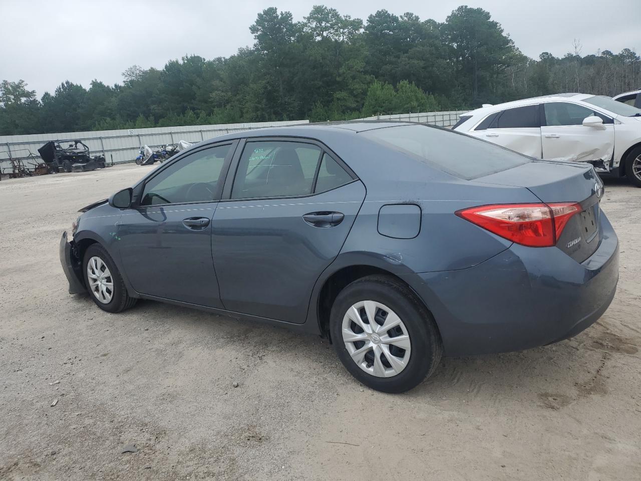 2019 Toyota Corolla L - Фото 2