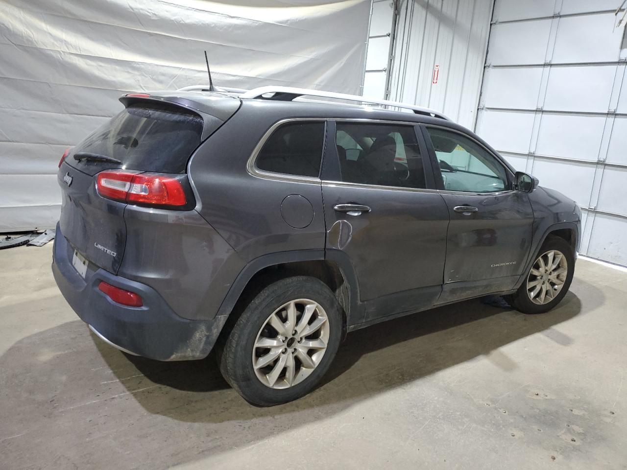 2017 Jeep Cherokee Limited - Image 3