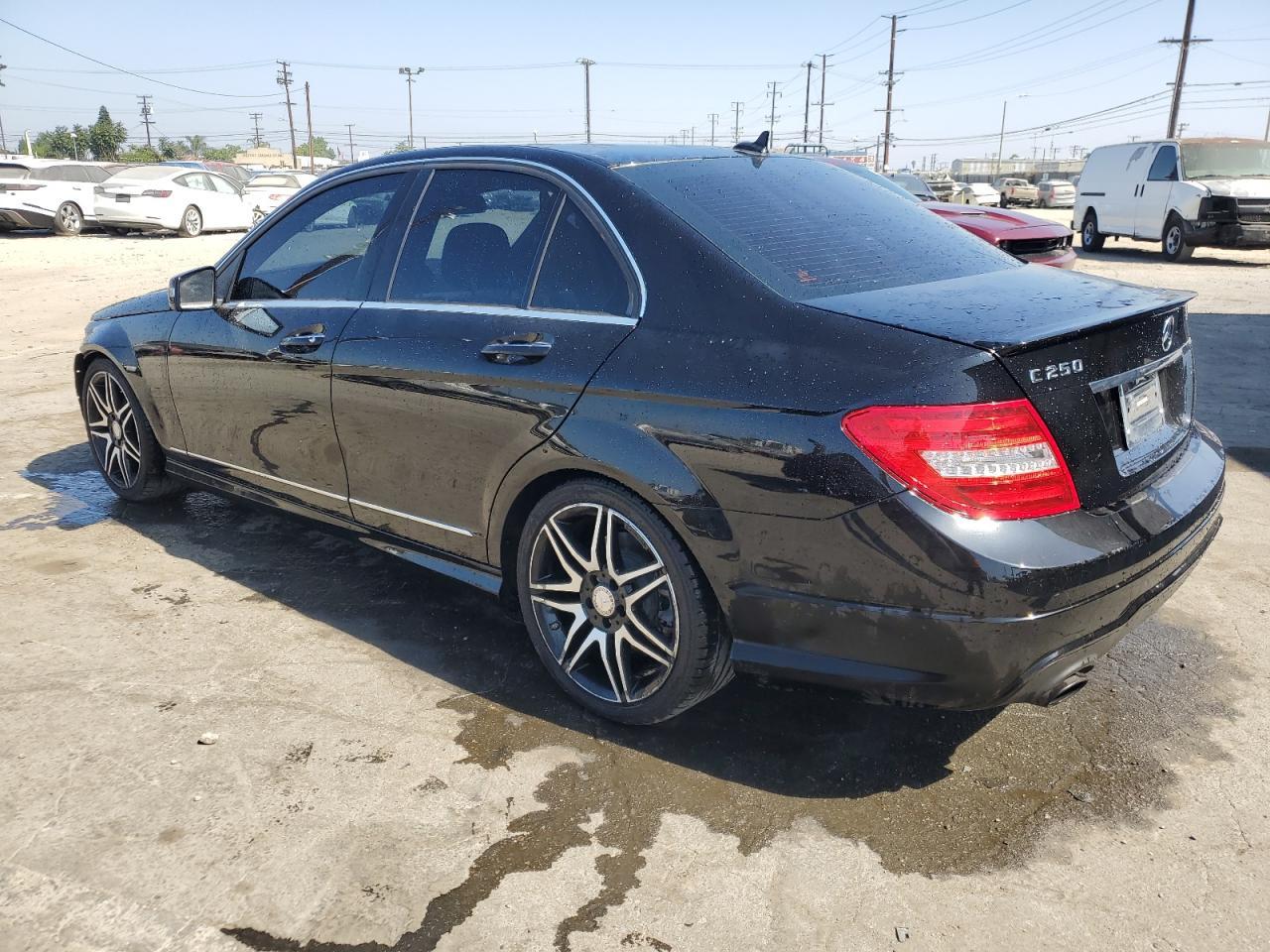 2013 Mercedes-Benz C 250 - Фото 2
