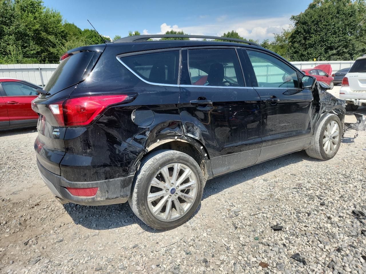 2019 Ford Escape Sel - Фото 3
