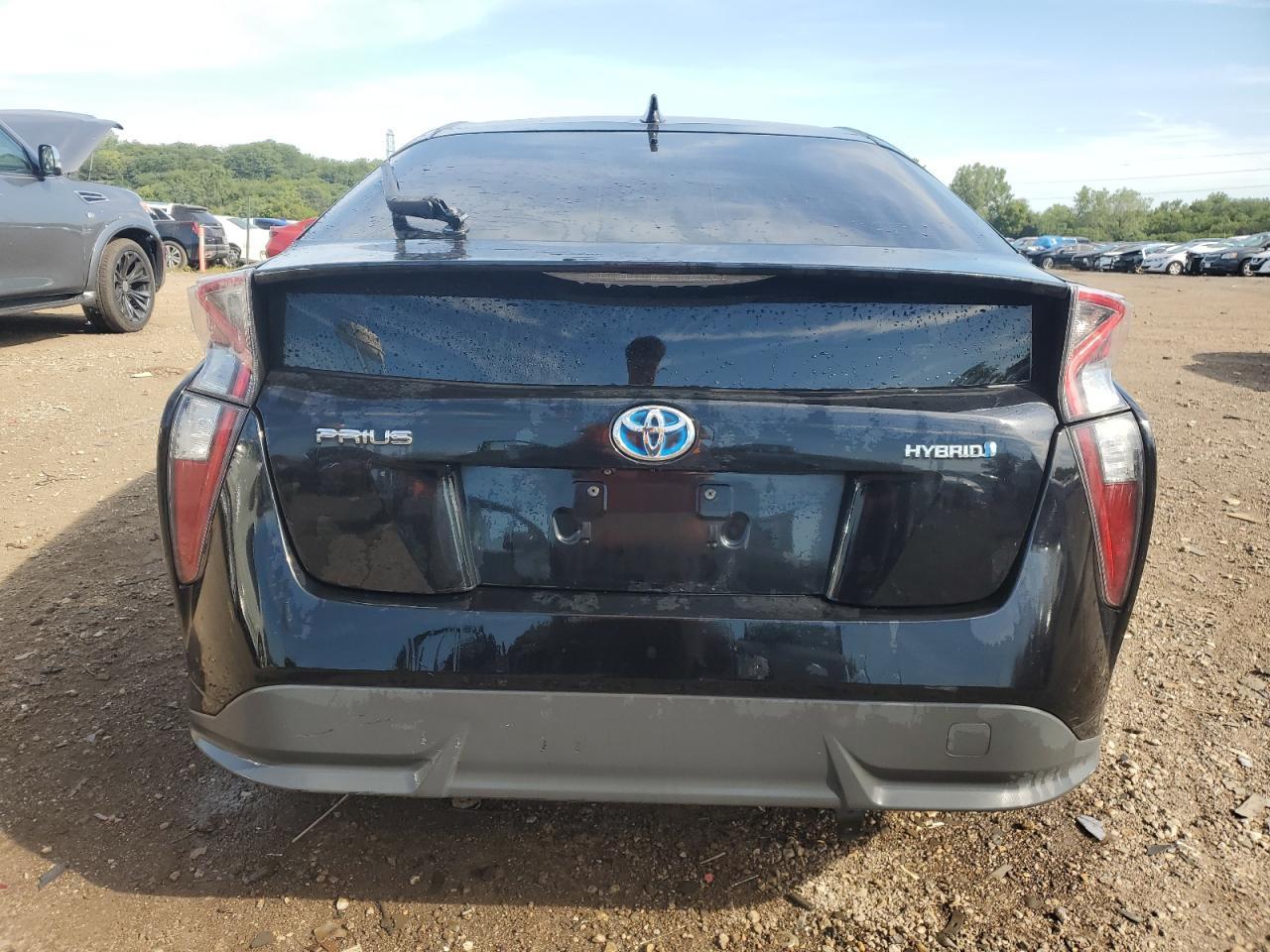 2016 Toyota Prius - Фото 6