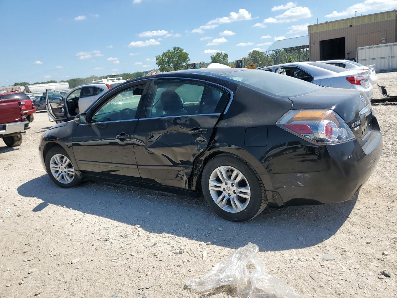 2012 Nissan Altima Base - Фото 2