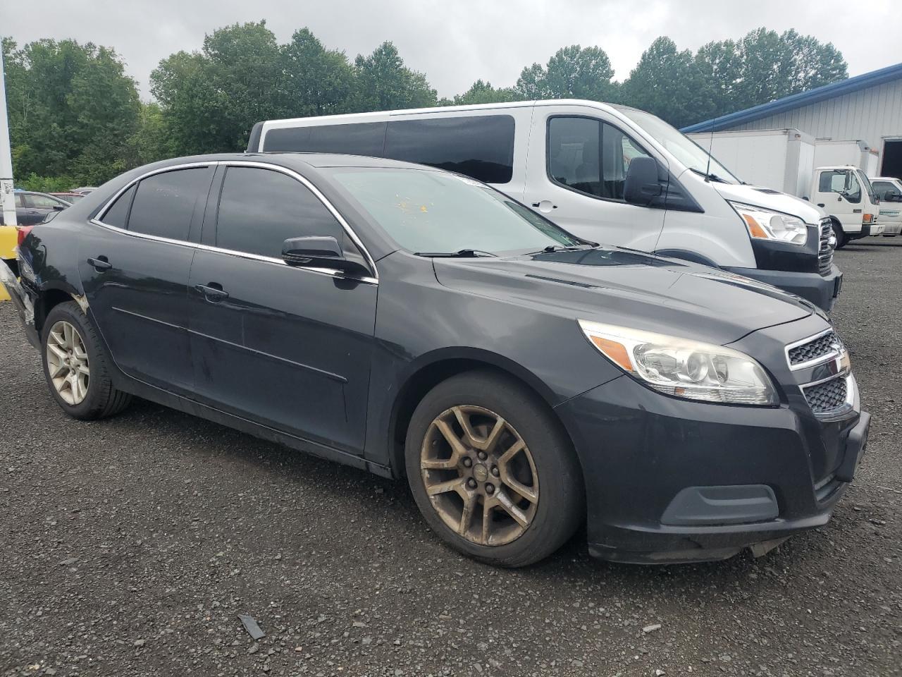 2013 Chevrolet Malibu 1Lt - Image 4