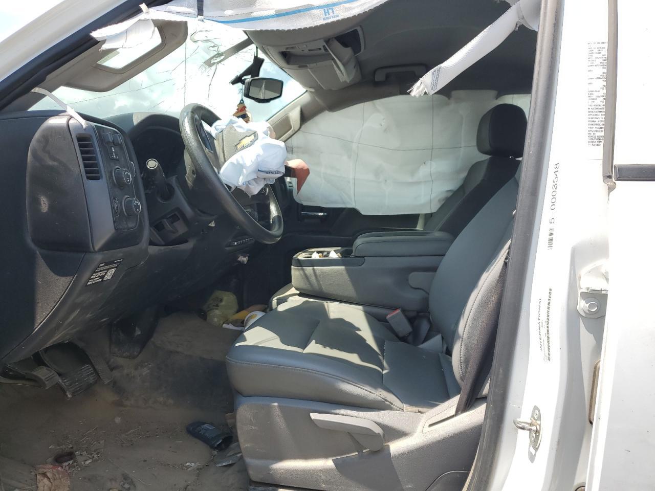 2022 Chevrolet Silverado Medium Duty - Фото 7