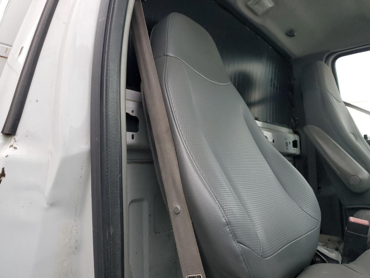 2009 Ford F750 Super - Фото 6