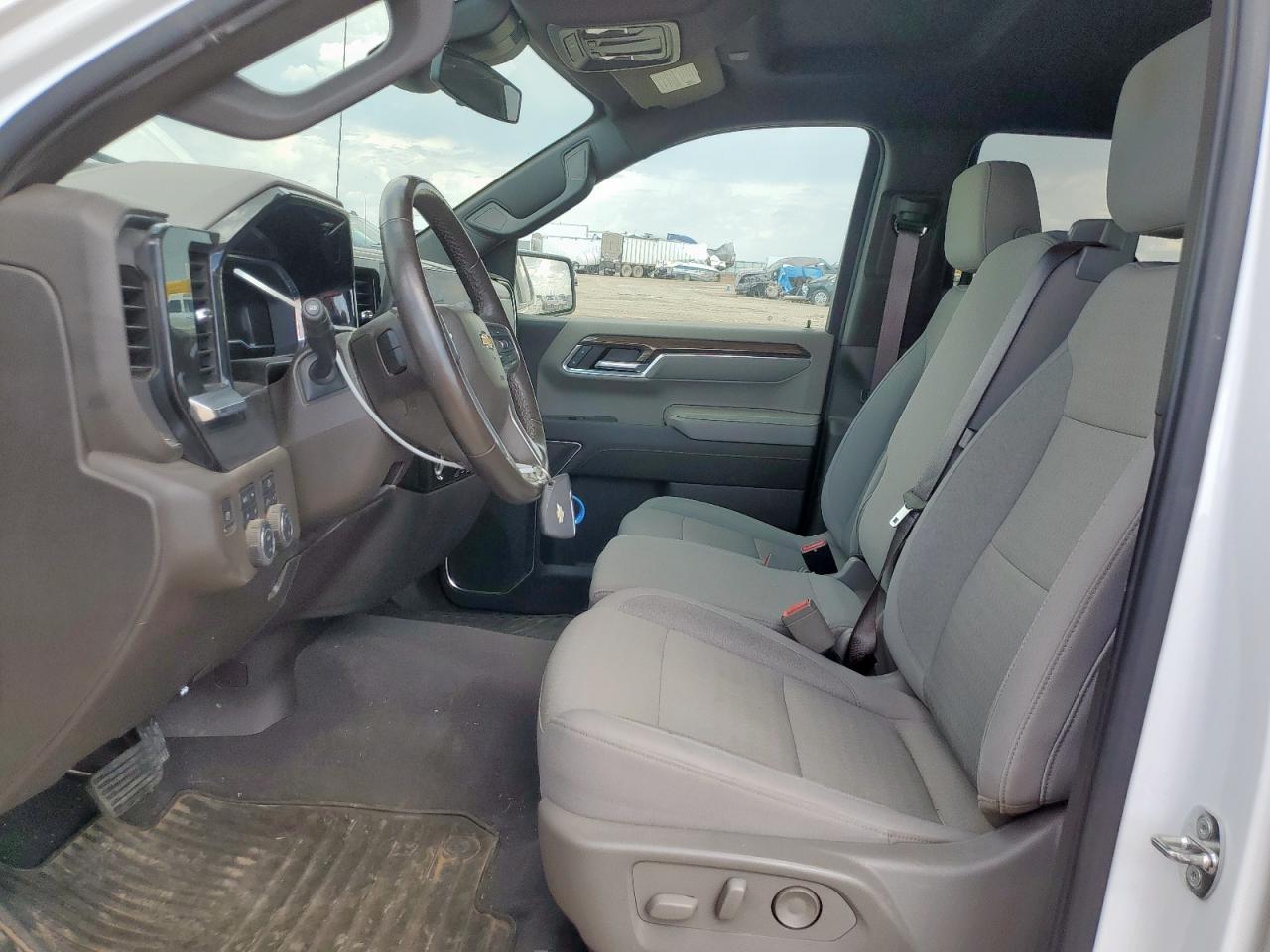 2022 Chevrolet Silverado K1500 Lt - Image 7