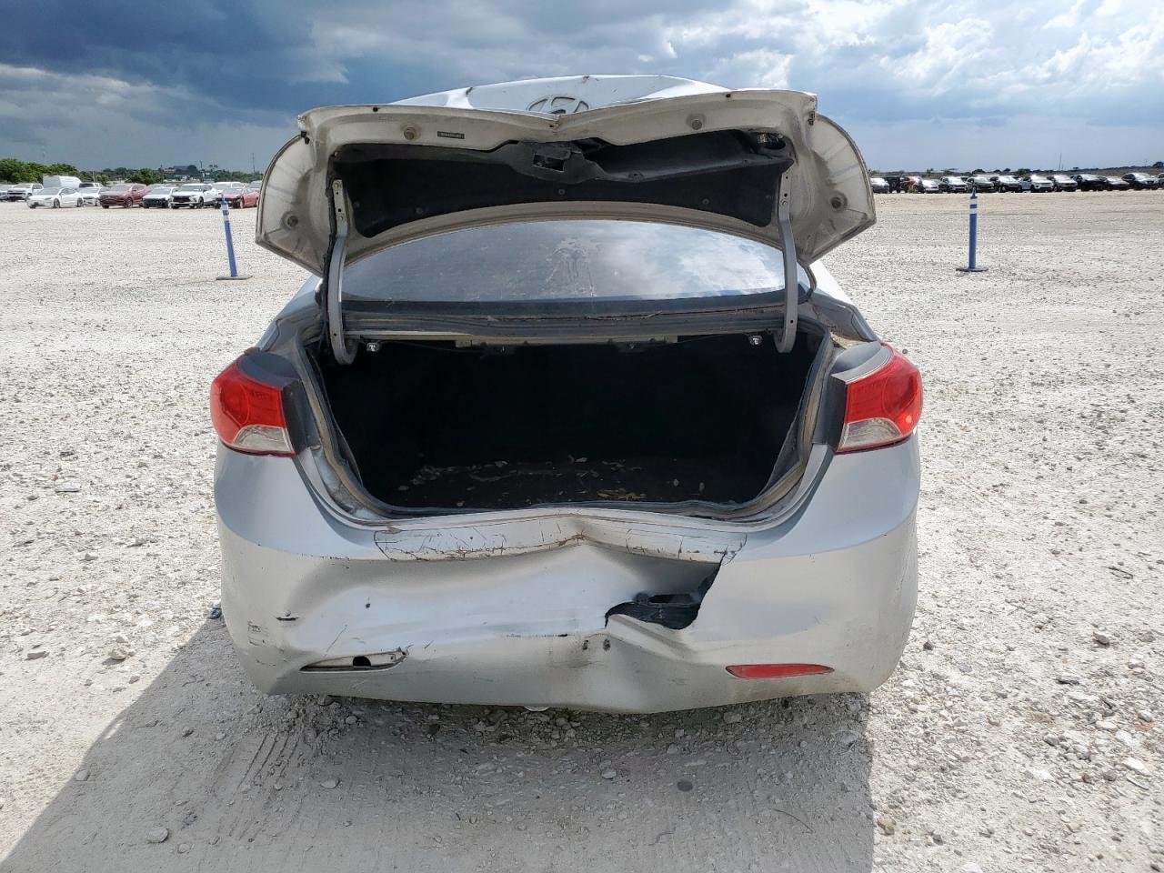 2013 Hyundai Elantra Gls - Фото 6