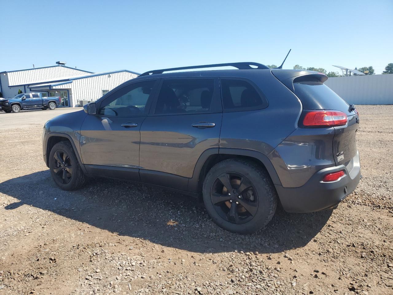 2015 Jeep Cherokee Latitude - Image 2
