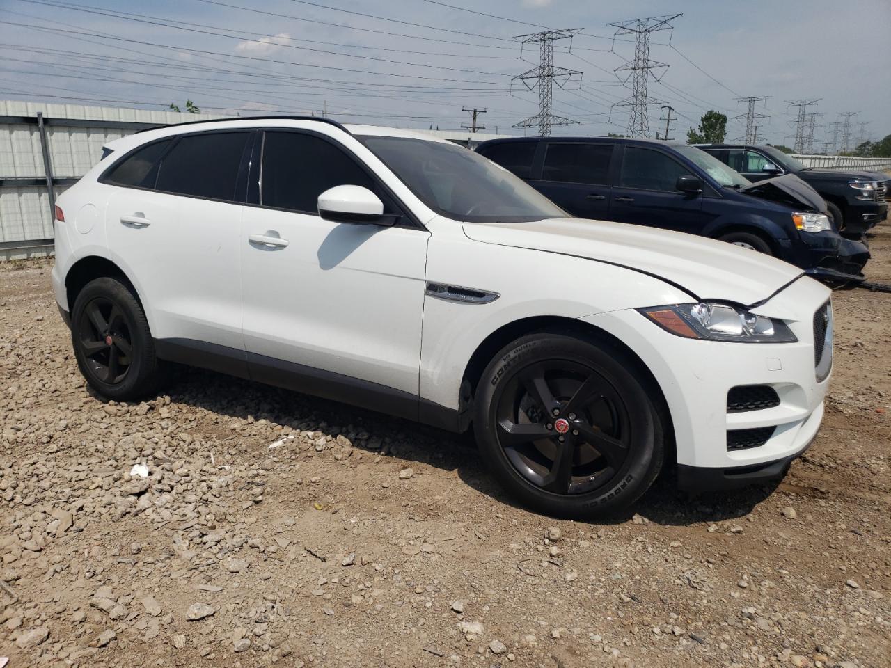 2018 Jaguar F-Pace Premium - Image 4