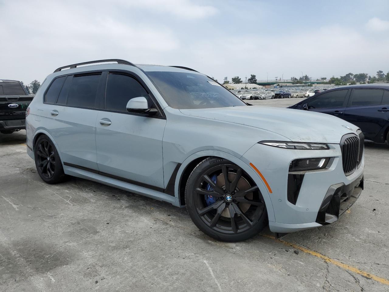 2025 BMW X7 xDrive40I xDrive40I - Image 4