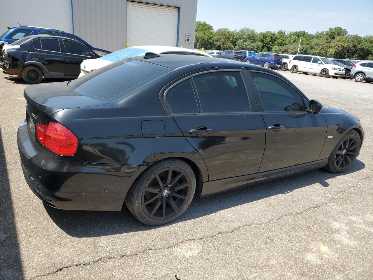 2011 BMW 328 I - Фото 3
