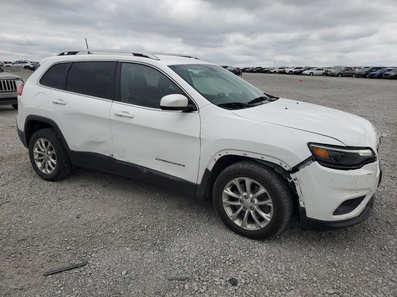 2019 Jeep Cherokee Latitude - Фото 4