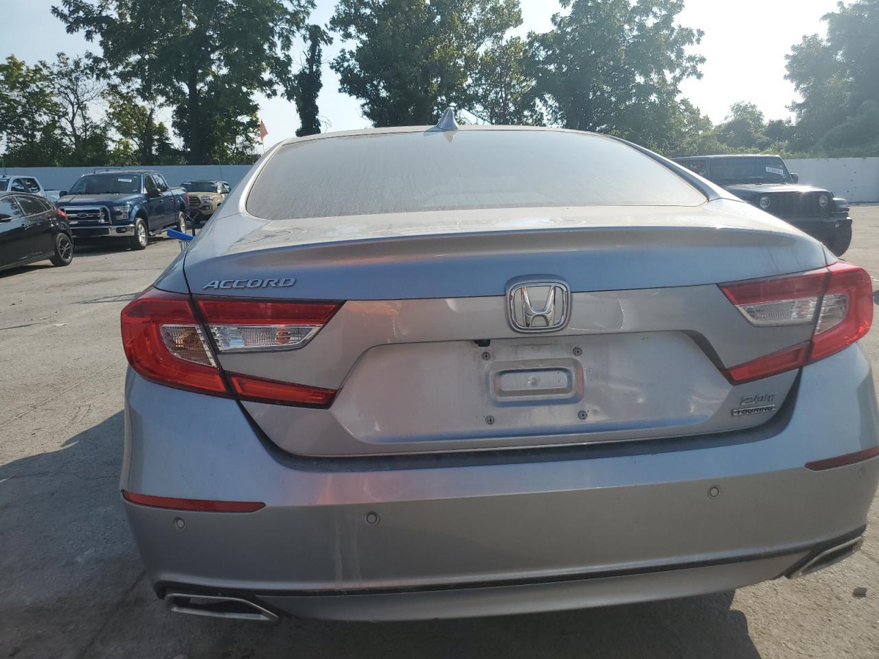 2021 Honda Accord Touring - Фото 6