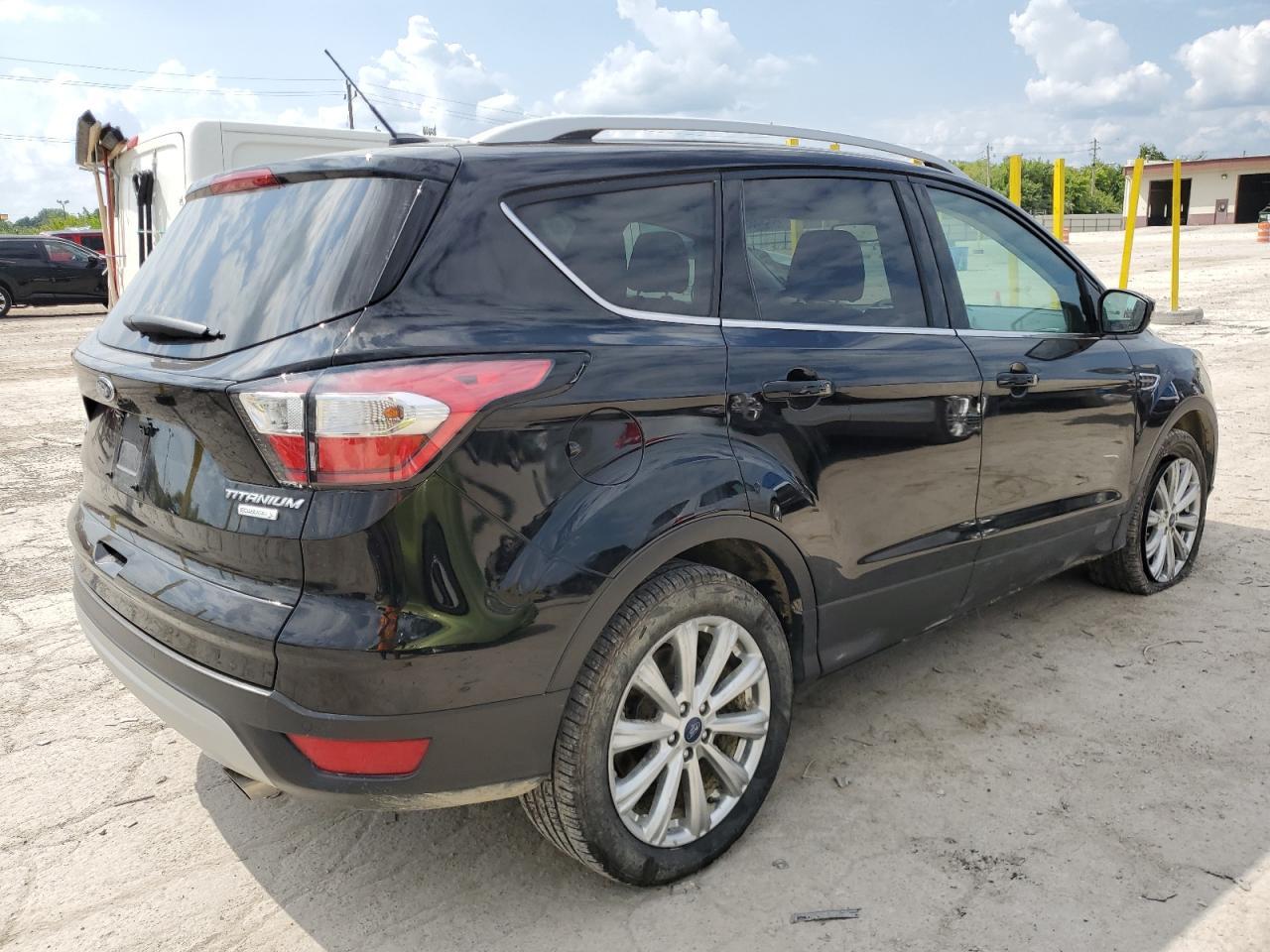 2017 Ford Escape Titanium - Image 3