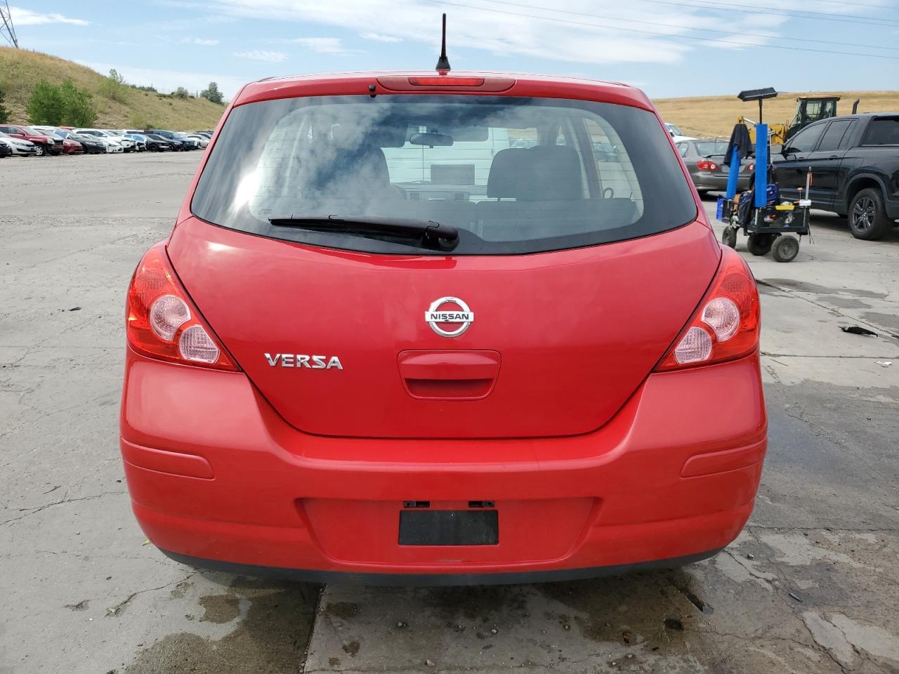 2012 Nissan Versa S - Image 6