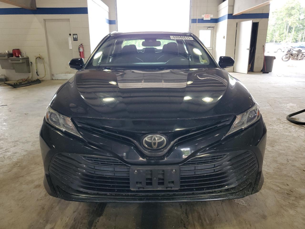 2018 Toyota Camry L - Image 5
