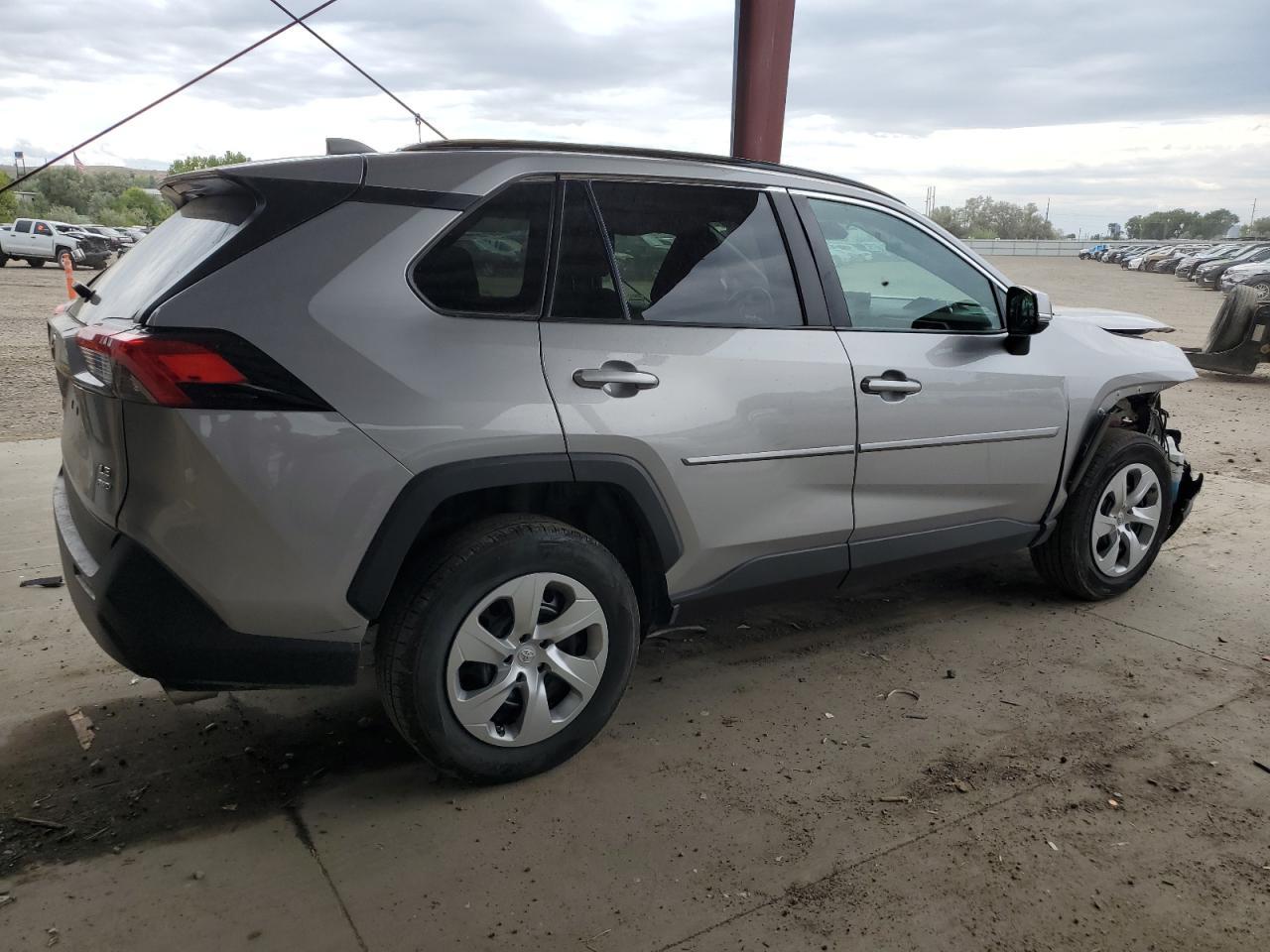 2021 Toyota Rav4 Le - Фото 3