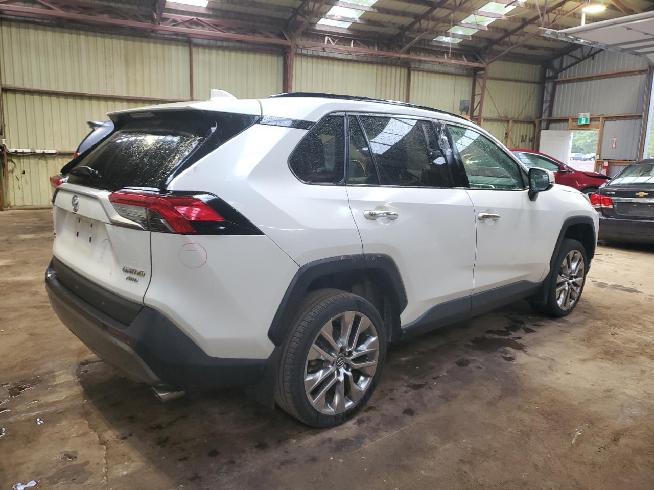 2019 Toyota Rav4 Limited - Фото 3