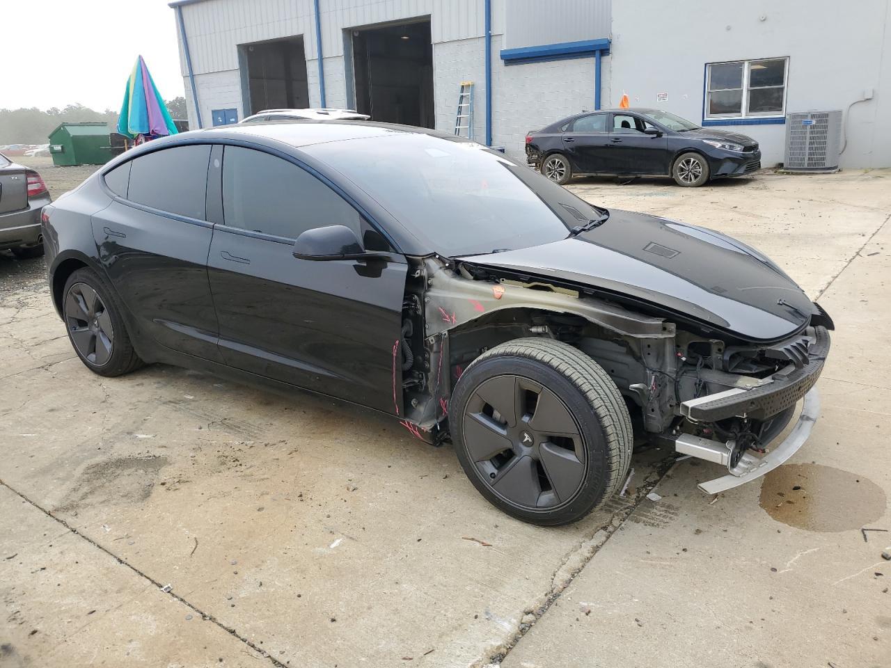 2021 Tesla Model 3 - Image 4