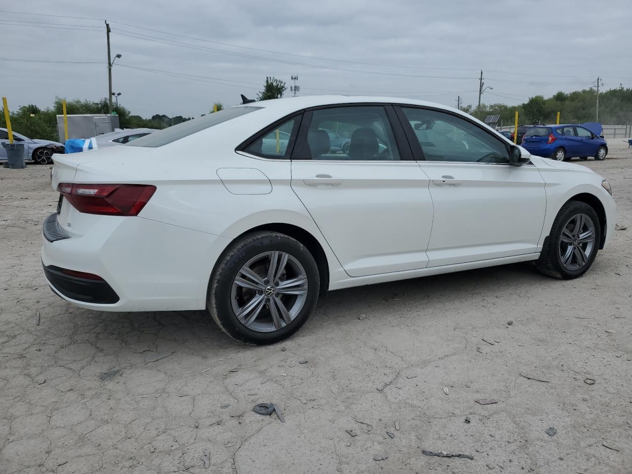 2023 Volkswagen Jetta Se - Image 3