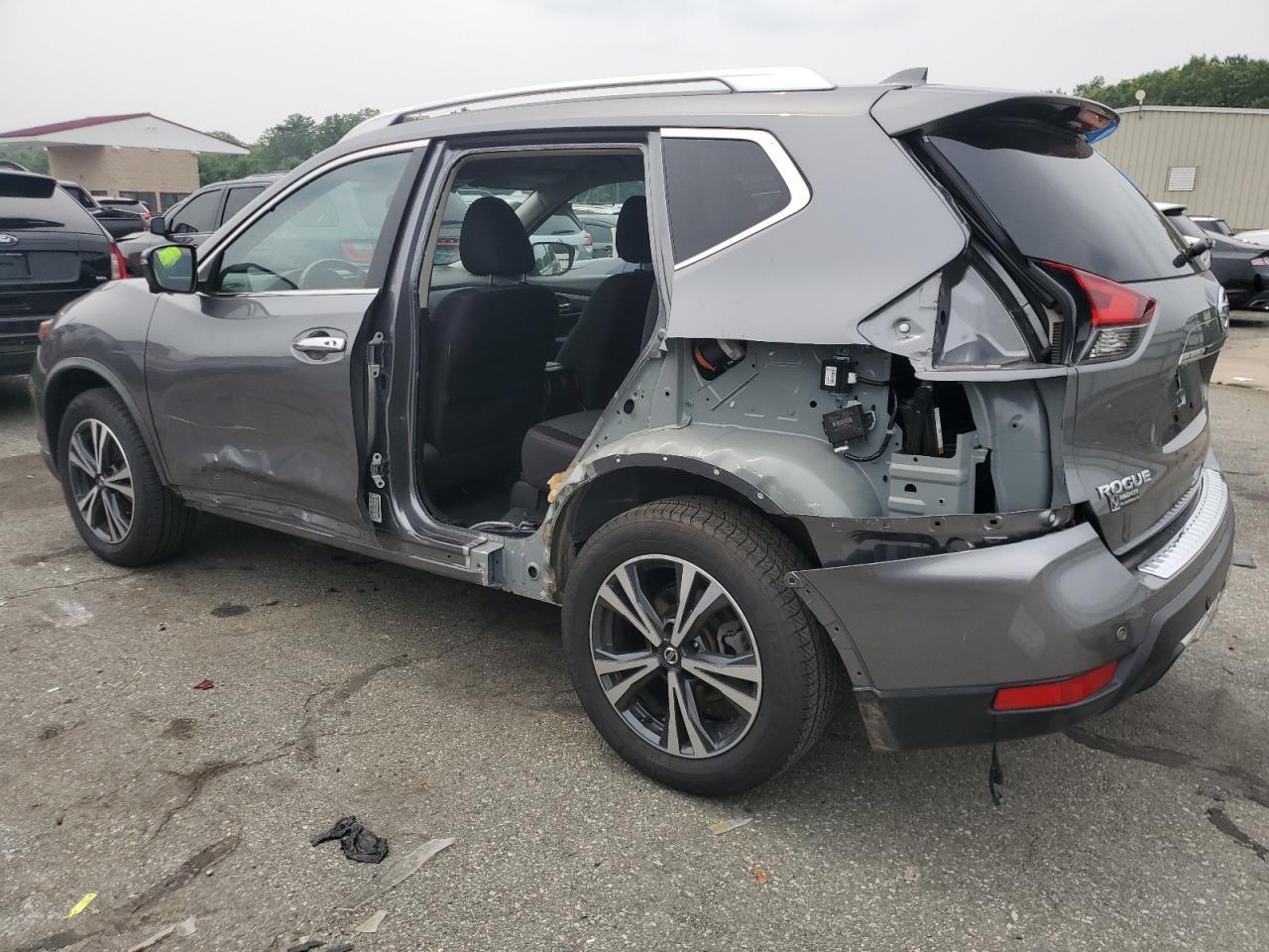 2020 Nissan Rogue S - Фото 2