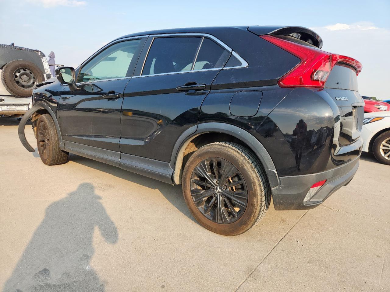 2018 Mitsubishi Eclipse Cross Le - Фото 2