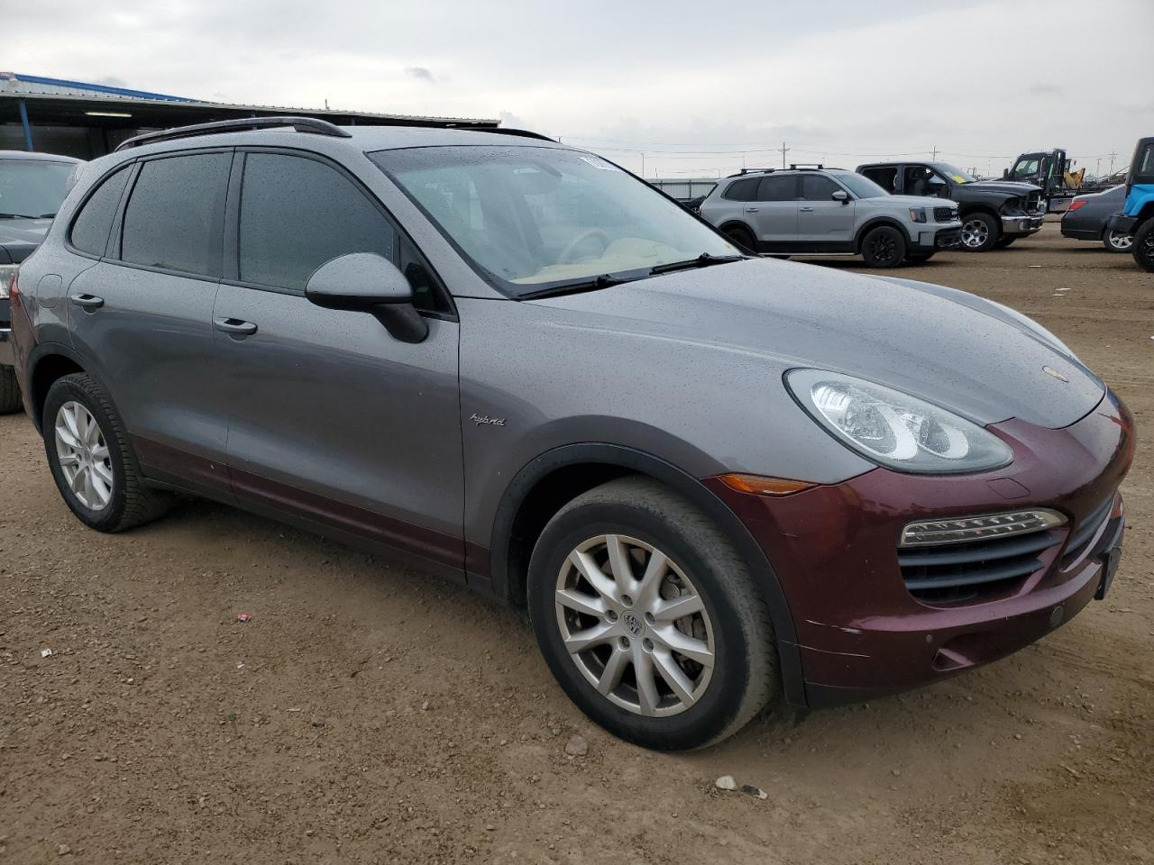 2012 Porsche Cayenne S Hybrid - Фото 4