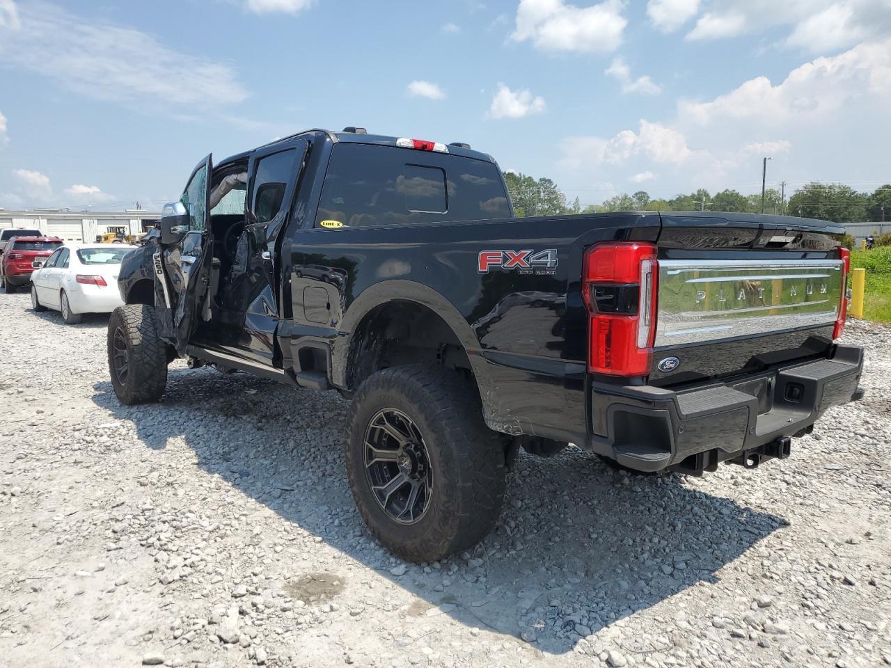 2024 Ford F250 Super Duty - Фото 2