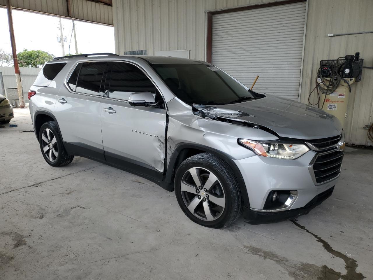 2020 Chevrolet Traverse Lt - Image 4