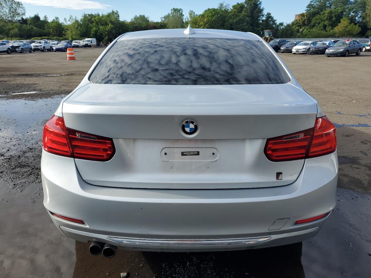 2013 BMW 328 Xi Sulev - Image 6