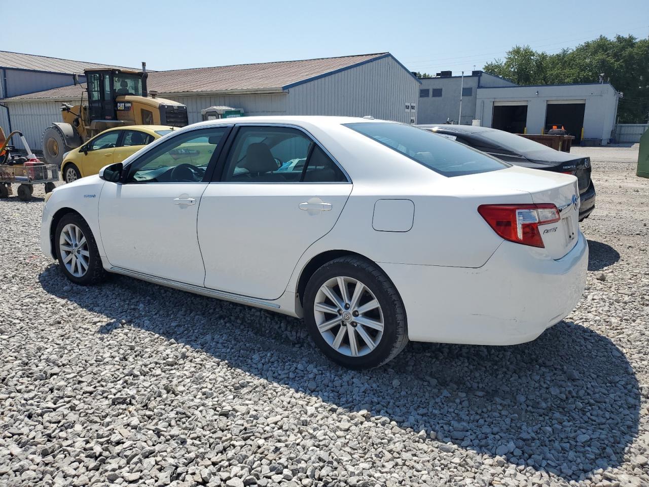 2012 Toyota Camry Hybrid - Image 2