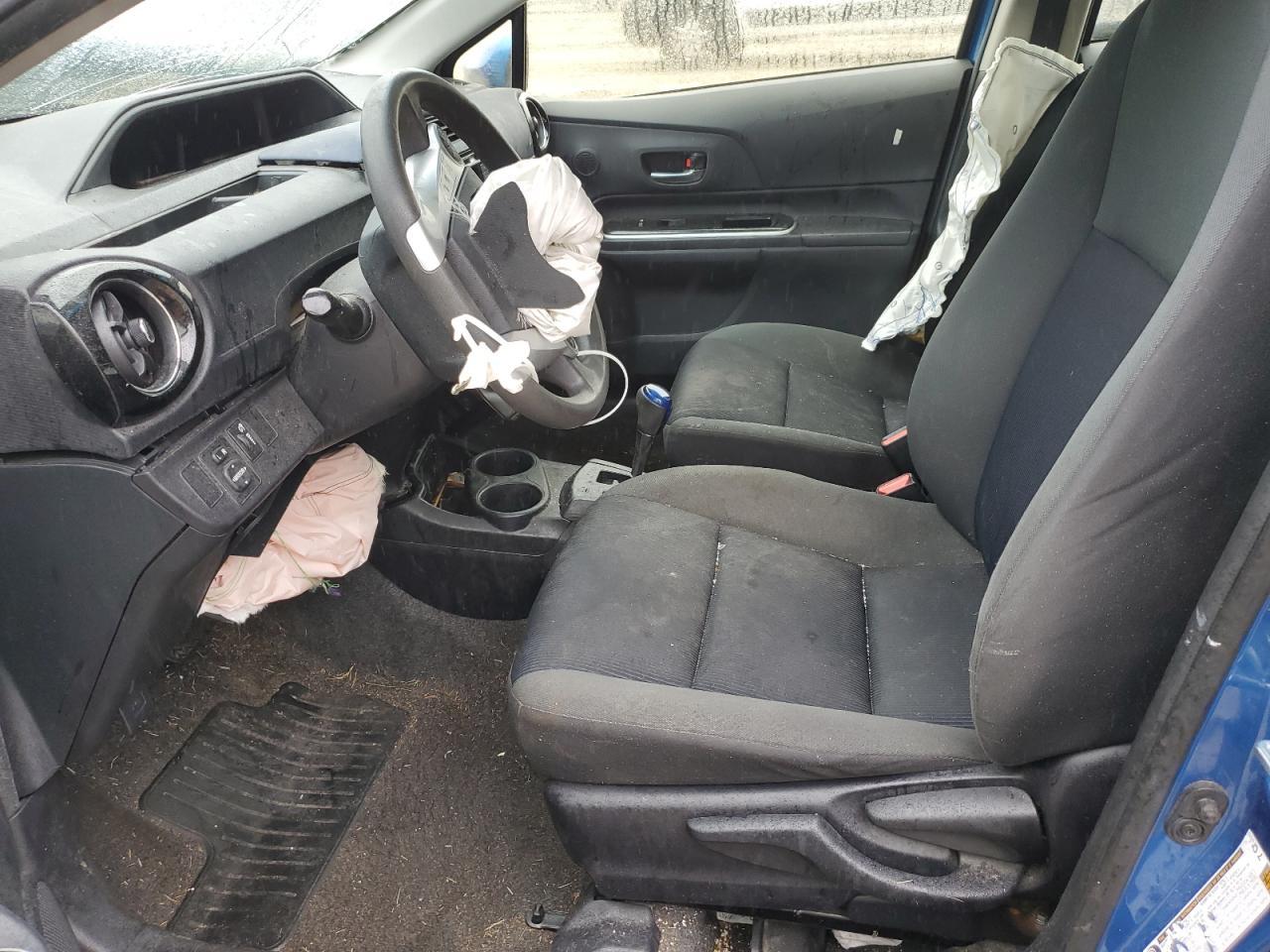 2015 Toyota Prius C - Фото 7