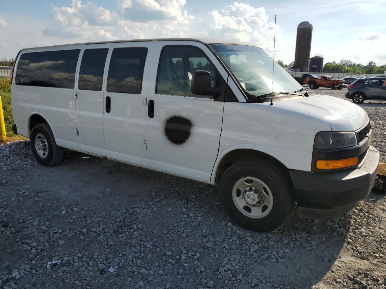 2019 Chevrolet Express G3500 Ls - Фото 4