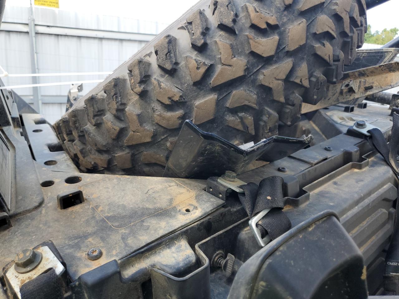 2023 Polaris Rzr Turbo R Sport - Фото 6