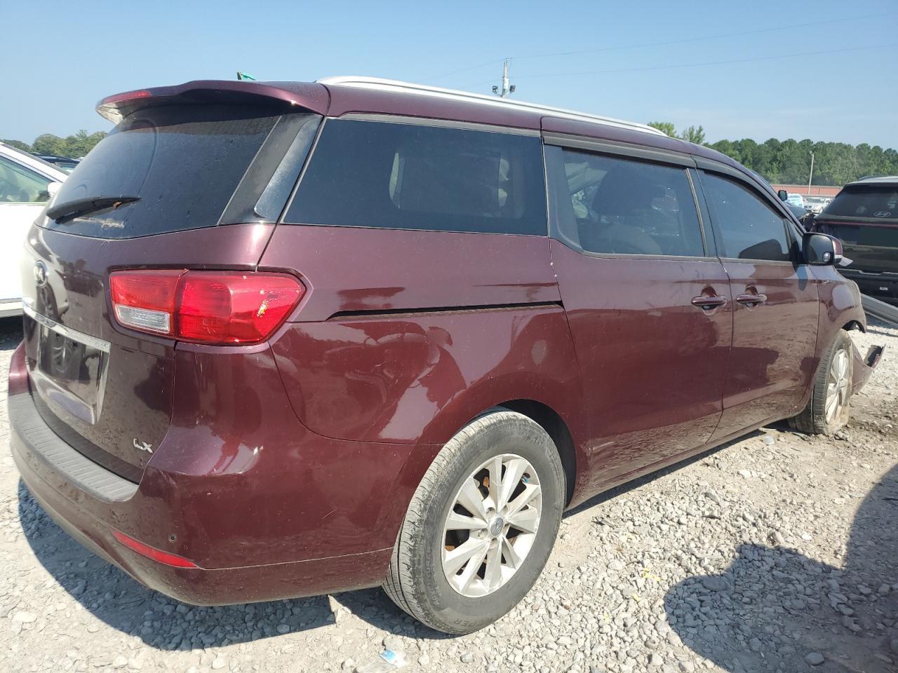 2015 Kia Sedona Lx - Image 3