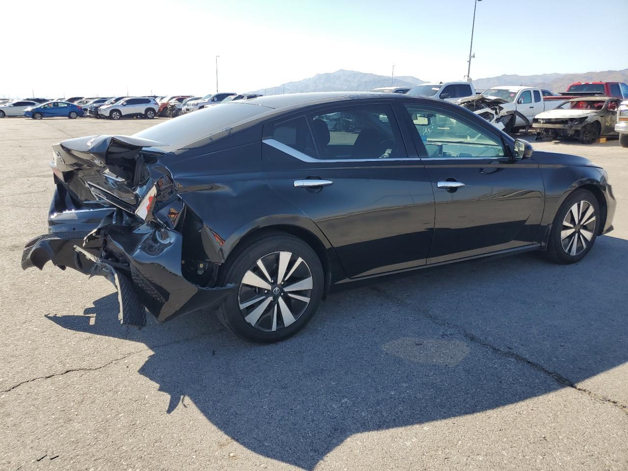 2019 Nissan Altima Sv - Фото 3