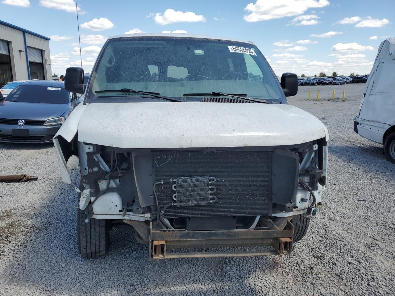 2013 Chevrolet Express G3500 - Фото 5