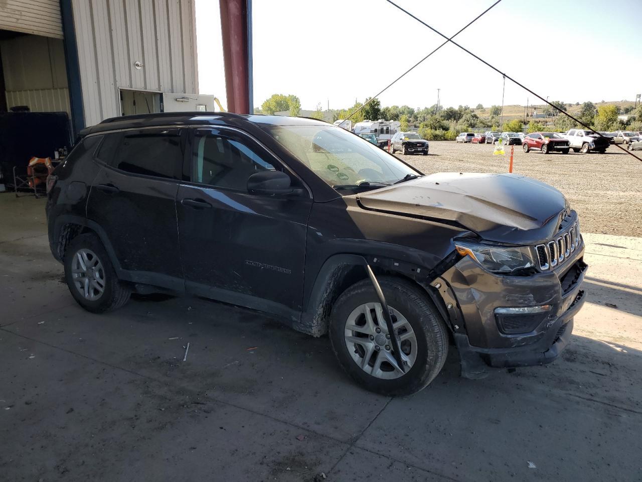 2021 Jeep Compass Sport - Фото 4