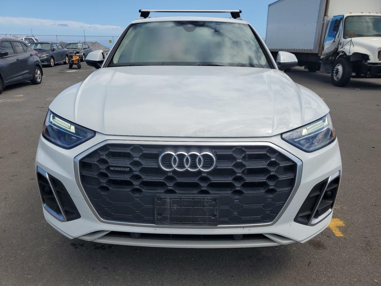 2021 Audi Q5 E Premium - Image 5