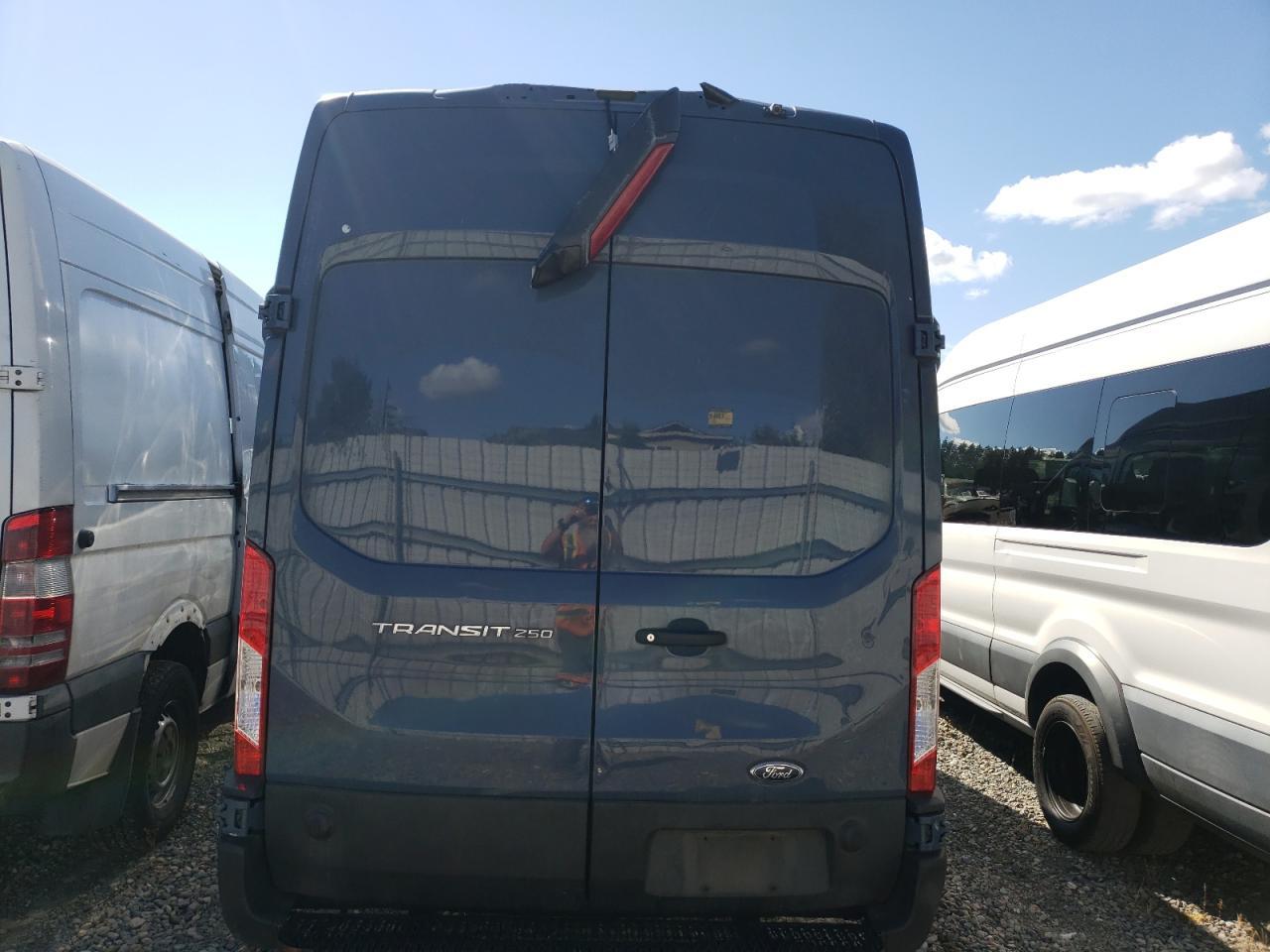 2020 Ford Transit T-250 - Image 6