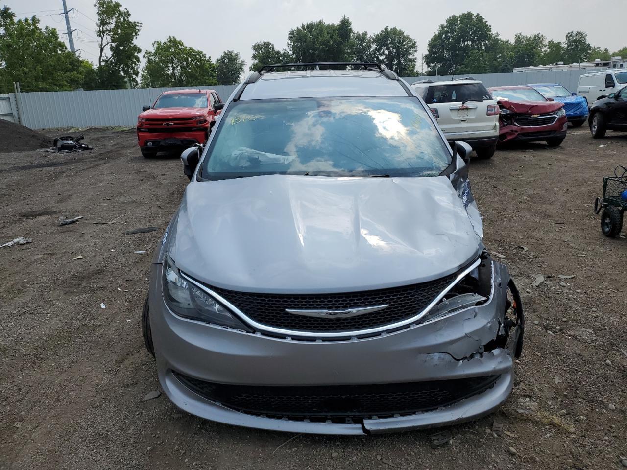 2021 Chrysler Voyager Lxi - Фото 5