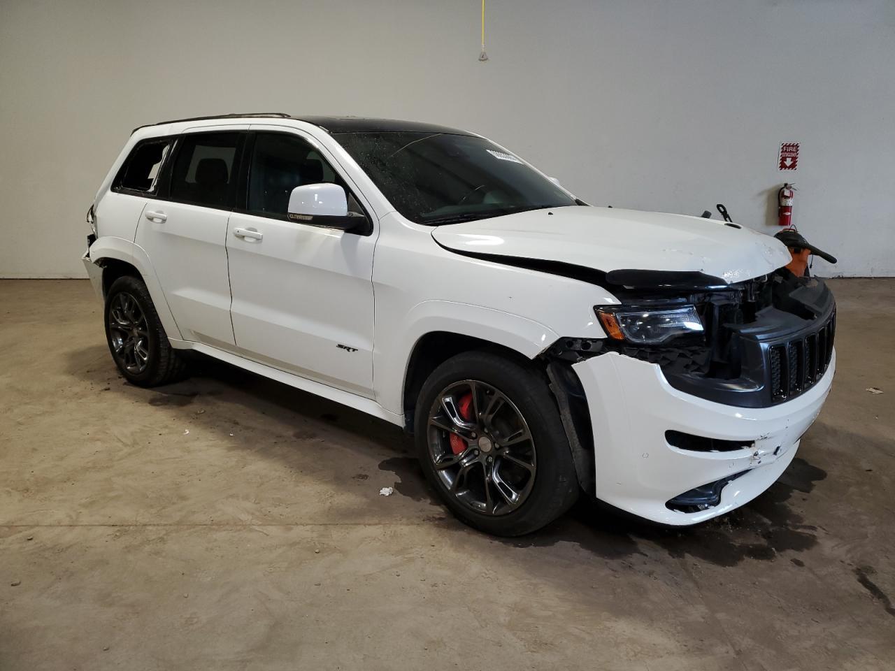 2016 Jeep Grand Cherokee Srt-8 - Image 4