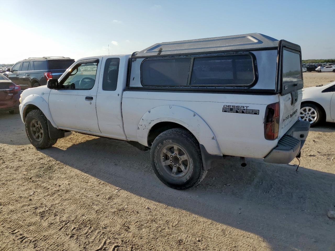 2003 Nissan Frontier King Cab Xe - Фото 2