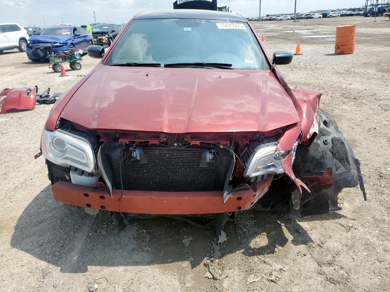 2013 Chrysler 300 S - Image 5