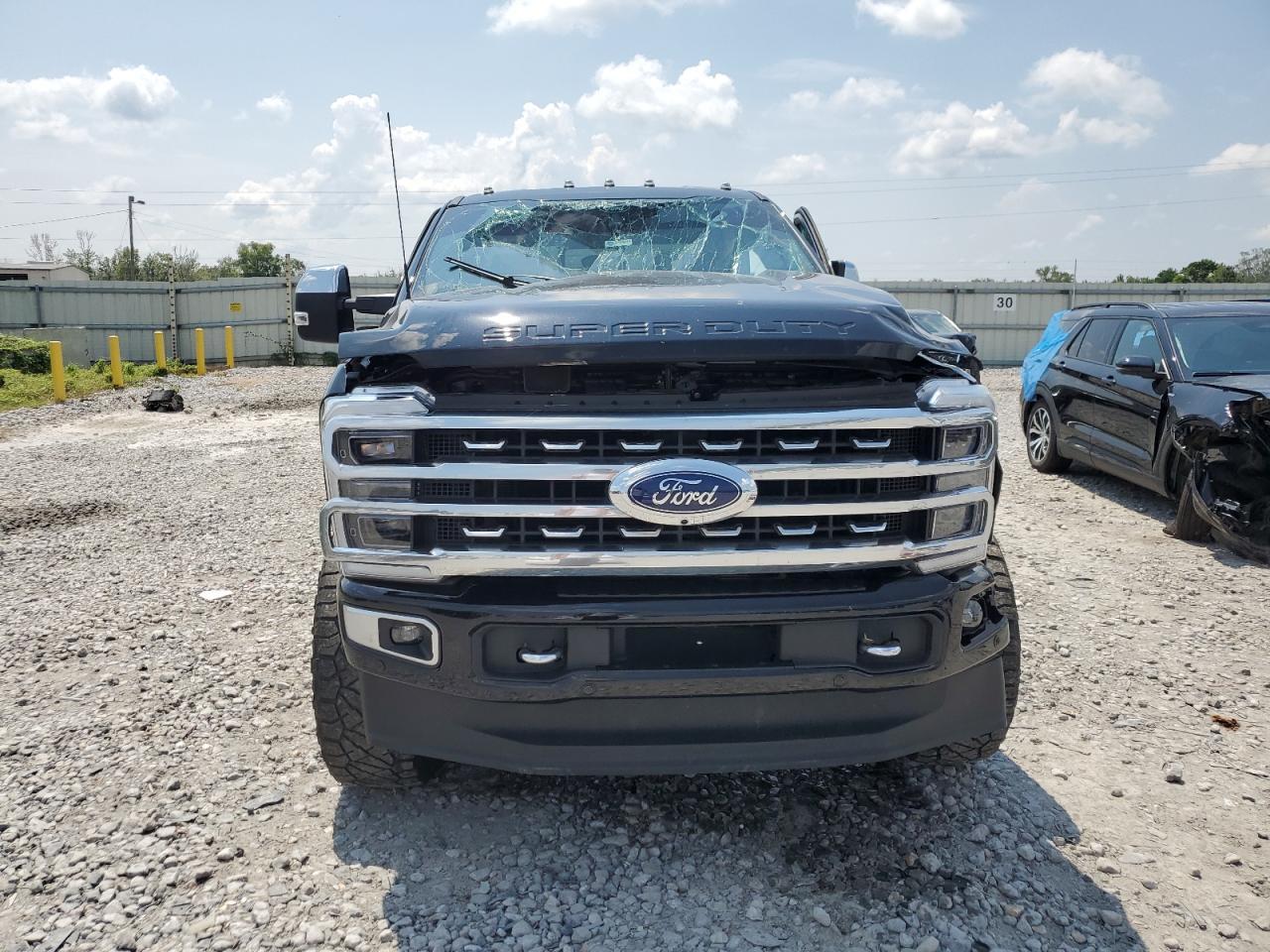 2024 Ford F250 Super Duty - Фото 5