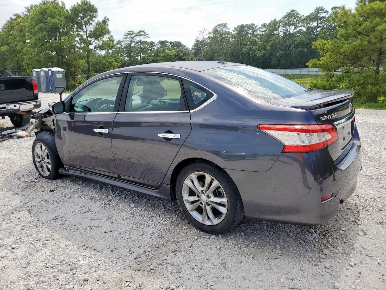 2015 Nissan Sentra Sr - Фото 2