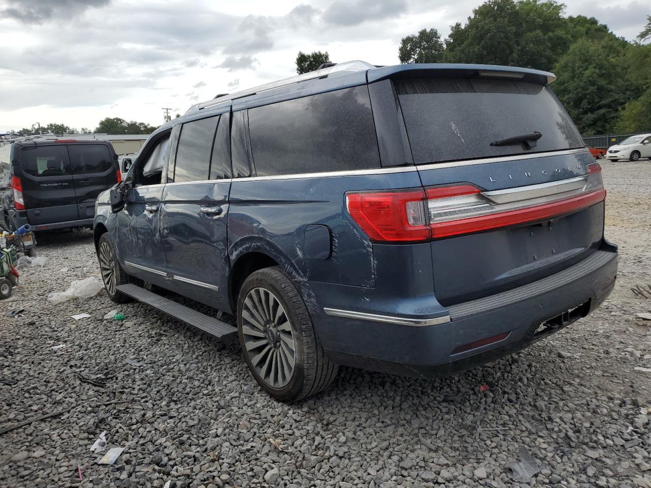 2019 Lincoln Navigator L Reserve - Фото 2