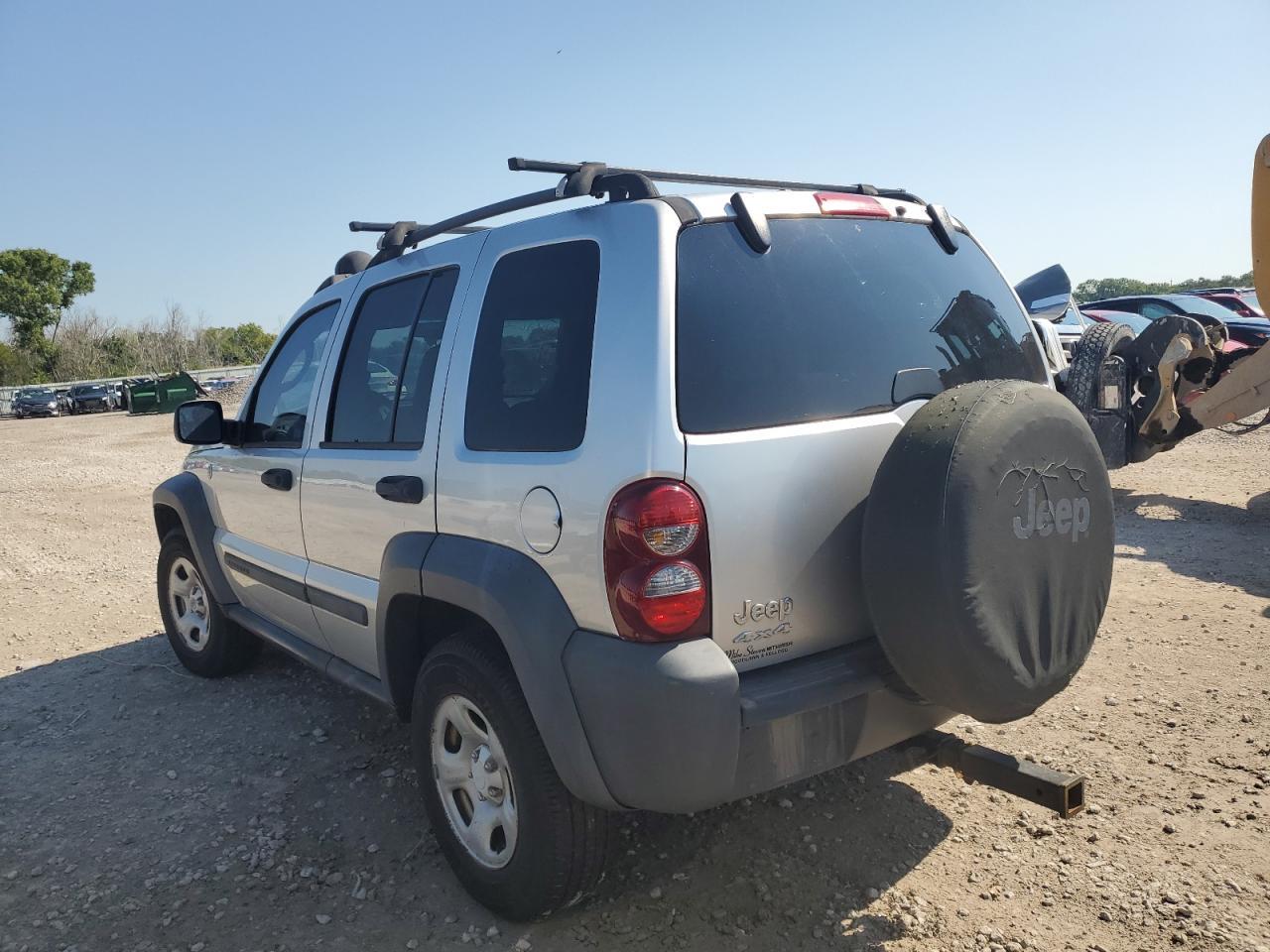 2006 Jeep Liberty Sport - Фото 2