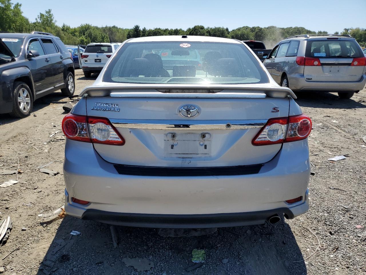 2011 Toyota Corolla S - Image 6